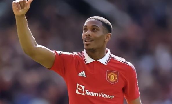 的目光锁定 的目光锁定